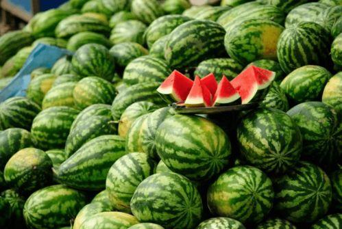 网红张奕凡吃瓜,揭秘娱乐圈幕后真相  第3张