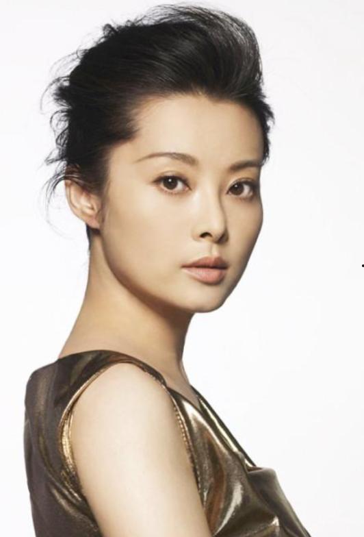 袁立更多娱乐圈爆料,独家爆料，揭开明星光环背后的真相